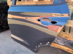 Дверь Hyundai Tucson TL 2015-2021 Задн. Лев.