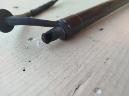 Амортизатор двери багажника Lexus NX AYZ10L AYZ15L ZGZ10L ZGZ15L 2014-2021 Задн. Лев.