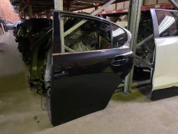 Дверь Lexus GS 4 GRL16L AWL10L GRL15L GWL10L GRL11L ARL10L 2015- Задн. Лев.