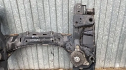 Подрамник Kia Stinger J5 2017- Перед. 