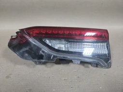 Фонарь в крышку багажника toyota rav4 50 xa50 2018-  прав.