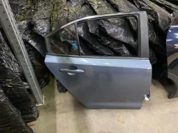 Дверь Toyota Corolla E210 MZEH12, NRE210, ZWE211 2020 Задн. Прав.