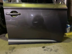 Дверь Mitsubishi Outlander 3 GF 2015- Перед. Прав.