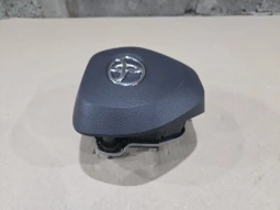 Подушка безопасности в руль toyota rav4 50 xa50 2018-  
