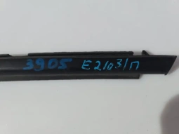 Бархотка двери toyota corolla e210  2020- задн. прав.