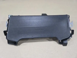 Подушка безопасности в колени toyota corolla e210  2018-  