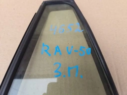 Форточка двери toyota rav4 50 xa50 2018- задн. прав.