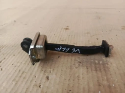 Ограничитель двери nissan qashqai j11 2013-2021 задн. лев.