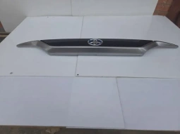 Накладка двери багажника toyota rav4 50 xa50 2018- задн. 