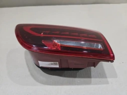 Фонарь в крышку багажника kia sorento prime um 2014-2020  прав.