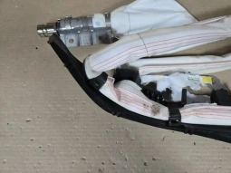 Шторка безопасности lexus ux  2018-  прав.