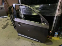 Дверь Mitsubishi Outlander 3 GF 2015- Перед. Прав.