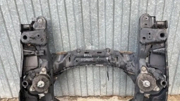 Подрамник Kia Stinger J5 2017- Перед. 