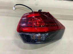 Фонарь в крыло nissan x-trail t32r 2020- задн. прав.