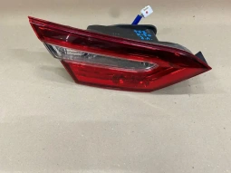 Фонарь в крышку багажника toyota camry 70 xv70 2017-2023 задн. лев.