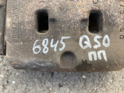 Суппорт тормозной Infiniti Q50 V37 2013- Перед. Прав.