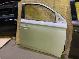 Дверь Mitsubishi Outlander 3 GF 2012- Перед. Прав.