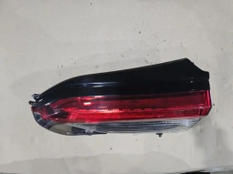 Фонарь в крышку багажника toyota rav4 50 xa50 2018-  прав.