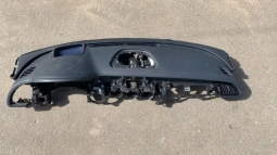 Торпедо Kia Stinger J5 2017-н.в.  