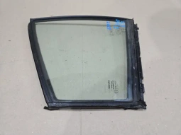 Форточка двери toyota corolla e210  2018- задн. прав.
