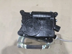 Замок двери багажника hyundai tucson tl 2015-2021  