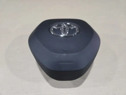 Подушка безопасности в руль toyota corolla e210  2018-  