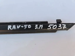 Бархотка двери toyota rav4 50 xa50 2018- задн. прав.