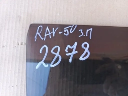 Стекло двери toyota rav4 50 xa50 2018- задн. прав.