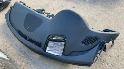 Торпедо Kia Stinger J5 2017-н.в.  