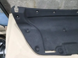 Обшивка двери багажника toyota camry 70 xv70 2017-2023  