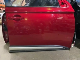 Дверь Mitsubishi Outlander 3 GF 2015- Перед. Прав.