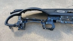 Торпедо Kia Stinger J5 2017-н.в.  